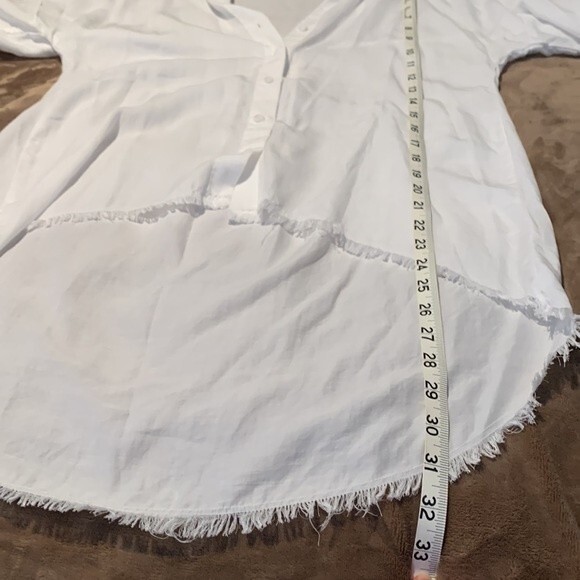Cloth & Stone Button Down High Low Raw Hem Top White Size Small - Picture 12 of 12